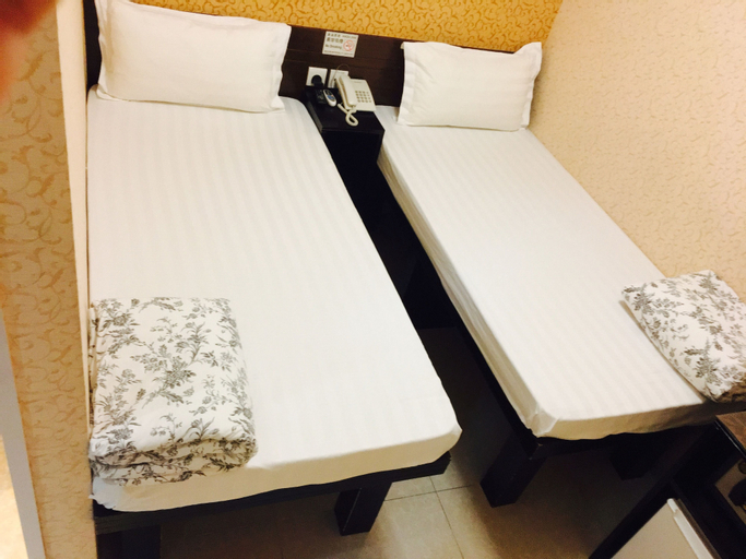 Bedroom 16