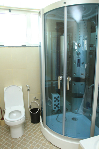 Bathroom 4, Aphrodite International Hotel, Addis Abeba