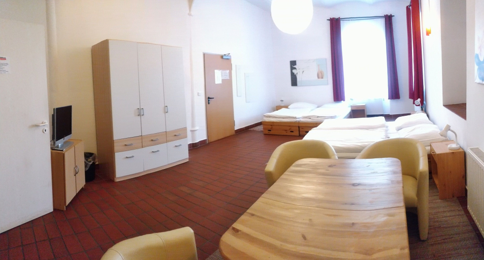 Bedroom 3, Picobello Pension, Görlitz