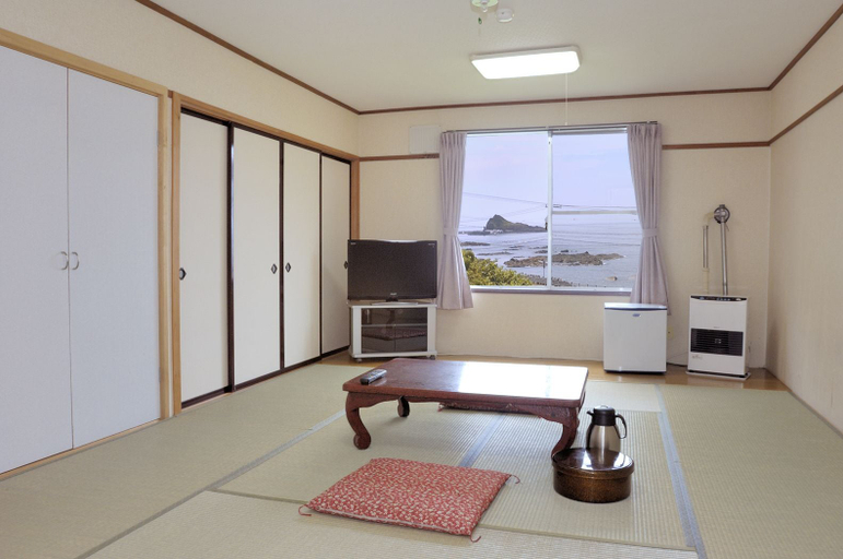 Bedroom 3, Katsurada, Shari