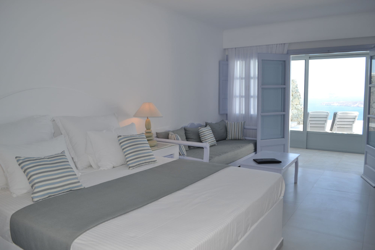 Bedroom 2, Maison Des Lys, South Aegean