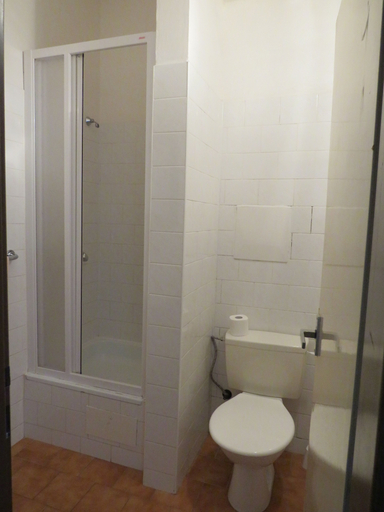 Bathroom 5, Hotel Hasa, Praha 2
