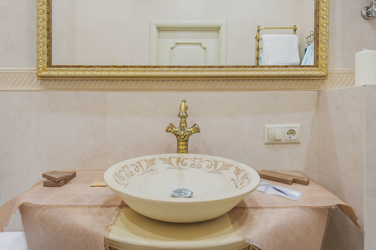 Bathroom 4, GM Apartment Borisoglebovskiy, Central