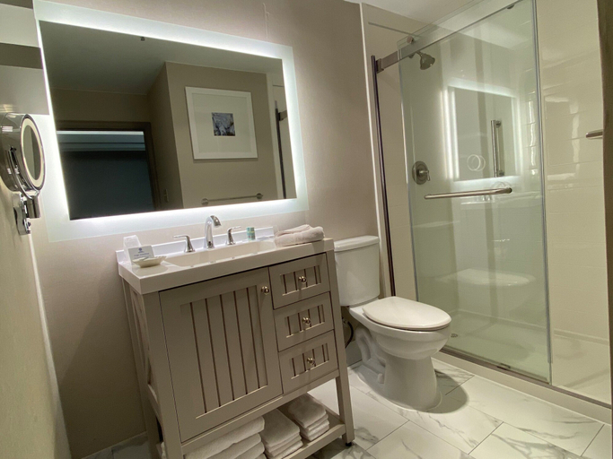 Bathroom 4, The Westfield Inn, BW Signature Collection, Union