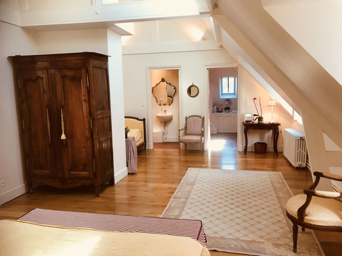 Bedroom 2, Château d'Auteuil, Oise