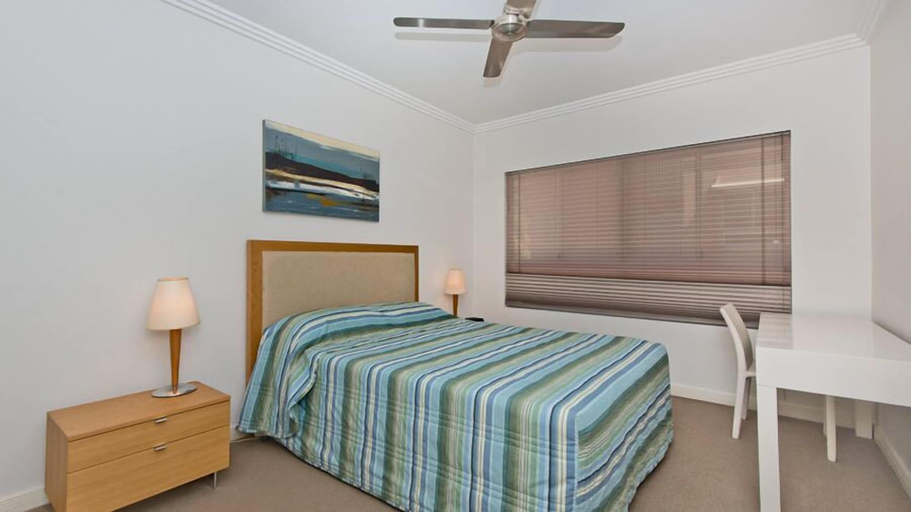 Bedroom 2, Deep Blue 20, Moreton Island