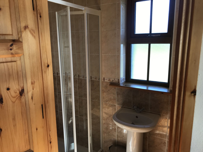 Bathroom 3, Mullach Cottage