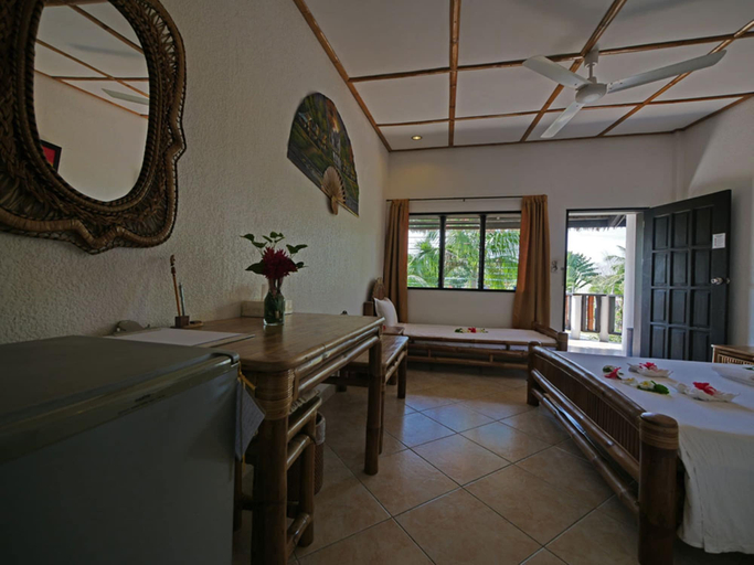 Bedroom 3, Dolphin House, Moalboal