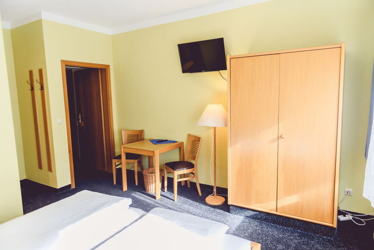 Bedroom 3, Landgasthof Schwabhausen, Gotha