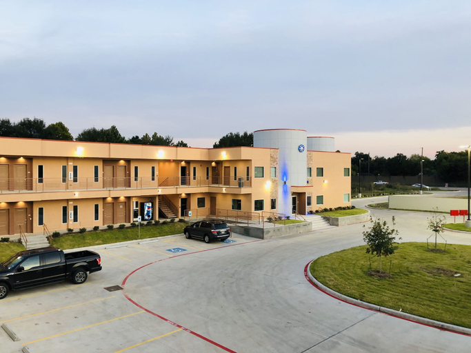 Others 5, Crystal Inn, Houston