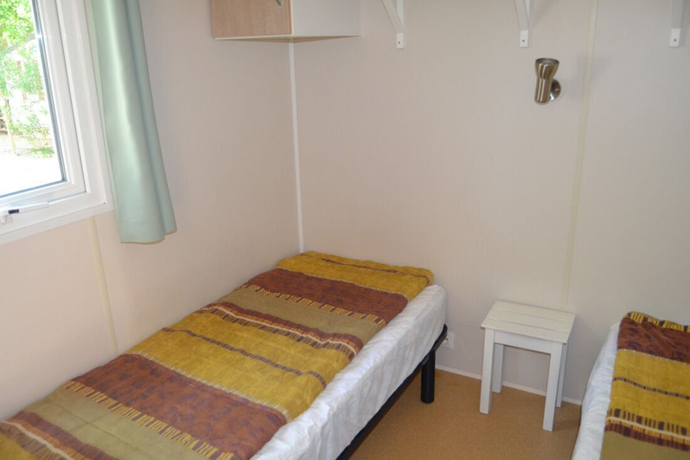 Bedroom 3, Camping le Casque Roi, Ardèche