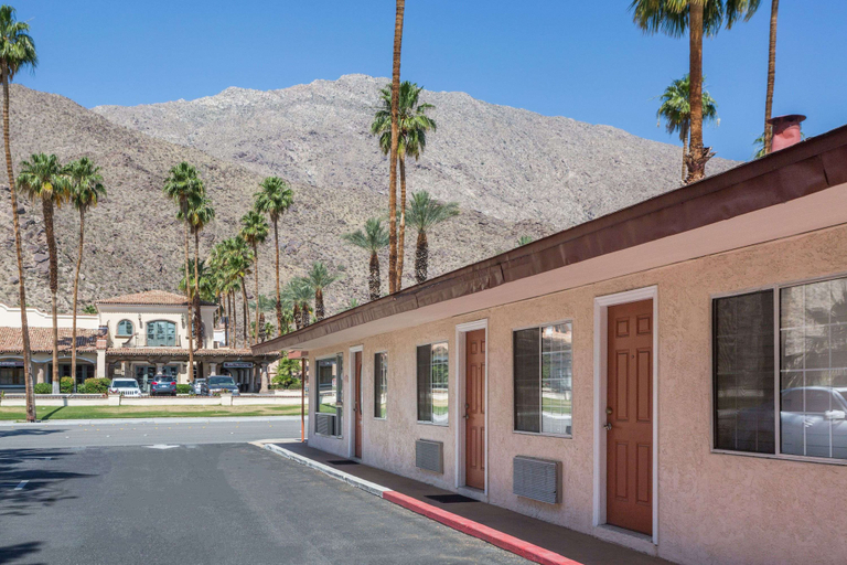 Exterior & Views 2, Adara Hotel Palm Springs, Riverside