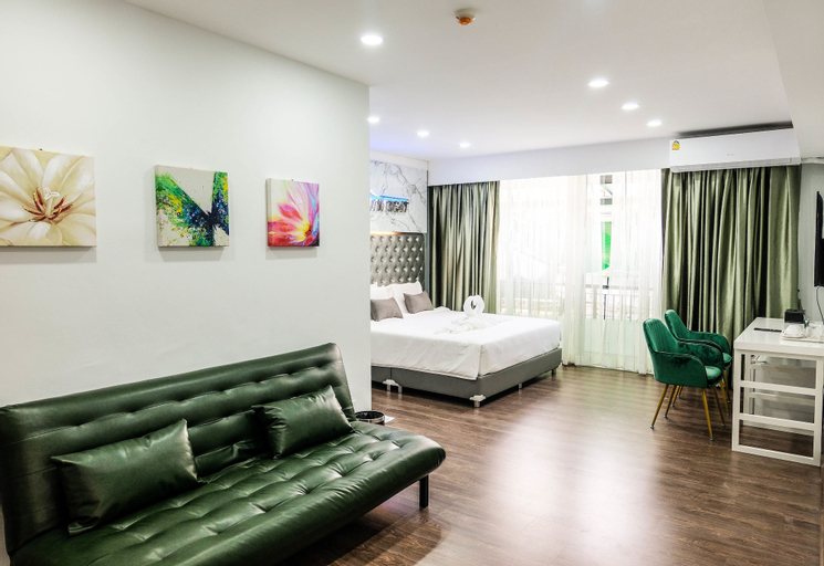 Others 4, Siam Best Hotel, Ratchathewi