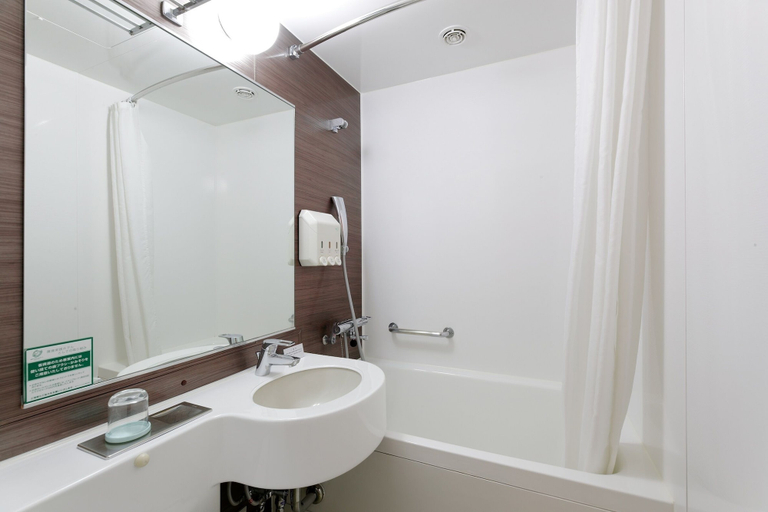 Bathroom 4, Gifu Washington Hotel Plaza, Gifu