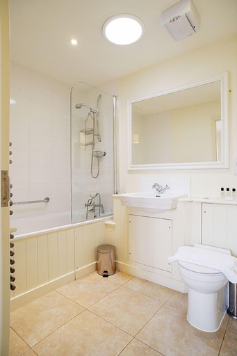 Bathroom 3, Little Scarlet, East Sussex