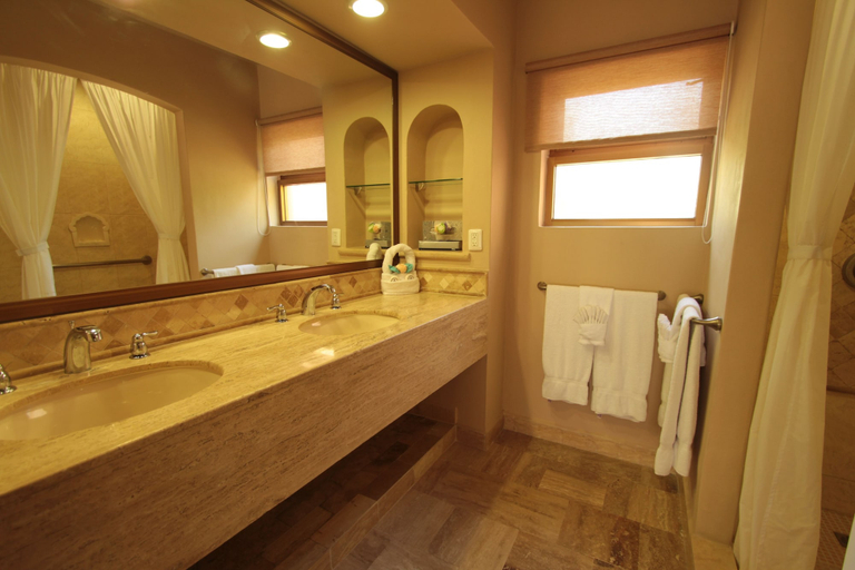 Bathroom 4, Torres Mazatlan, Mazatlán