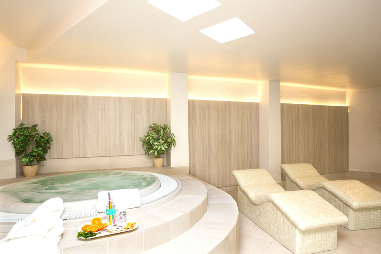 Sport & Beauty 2, Hotel Sabina & Suites, Baleares