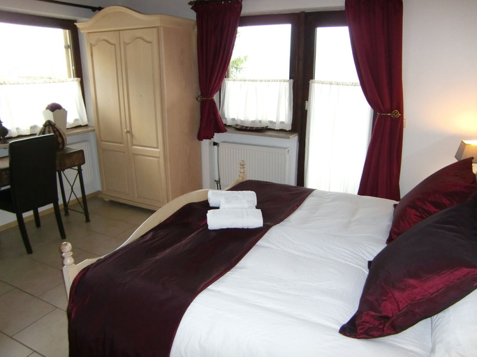 Bedroom 4, Haus Zeranka Hotel garni, Traunstein