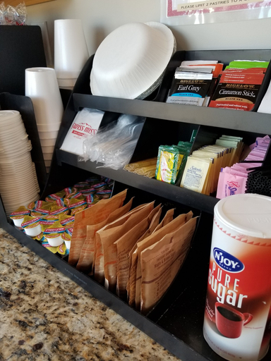 Food & Drinks 5, Drakes Creek Inn, Sumner