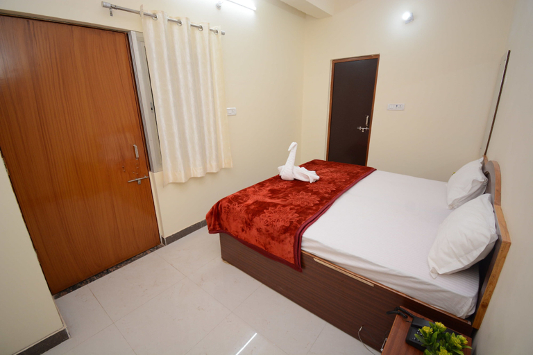 Bedroom 4, Hotel Kashi Khand, Varanasi