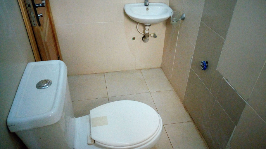 Bathroom 3, Mataan Hotel  Suites, Akinyele