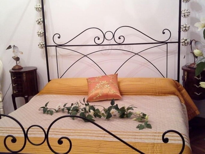 Bedroom 3, Art&Coffee, Verona