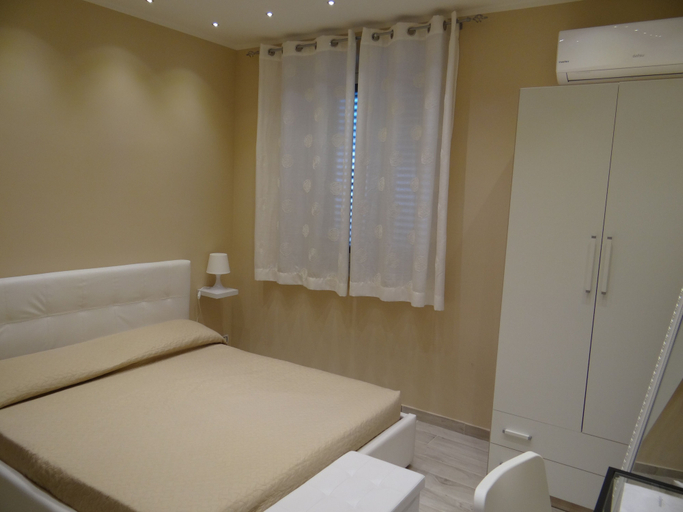 Bedroom 5, Monte Palace Palermo, Palermo