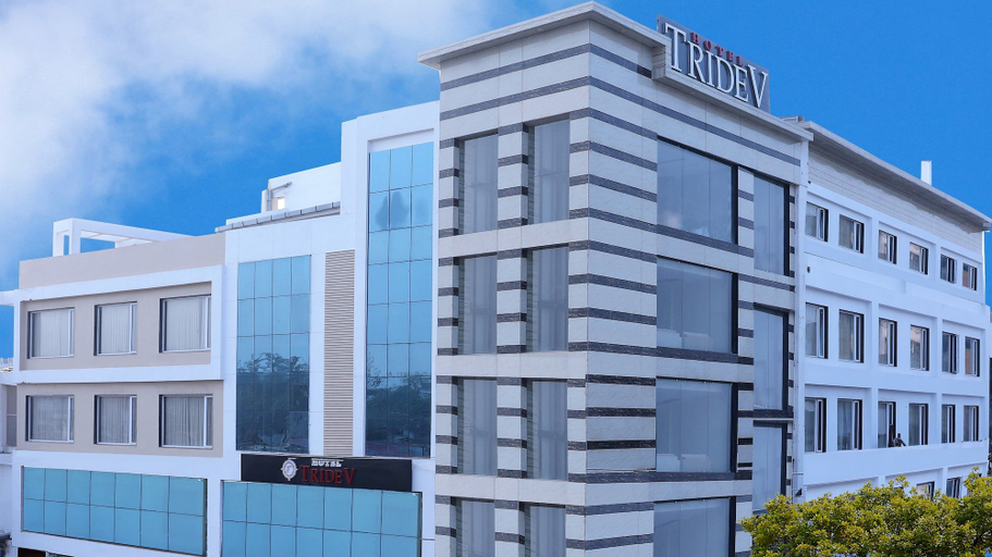 Exterior & Views 5, Hotel Tridev, Varanasi