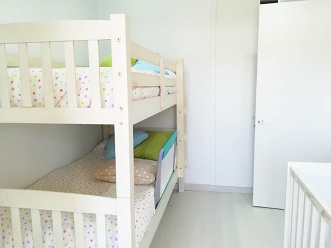 Bedroom 3, Apto. St Antoni Montseny Torrevalentina, Girona