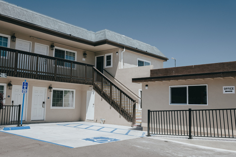Exterior & Views 2, Sea Air Inn & Suites - Downtown - Restaurant Row, San Luis Obispo