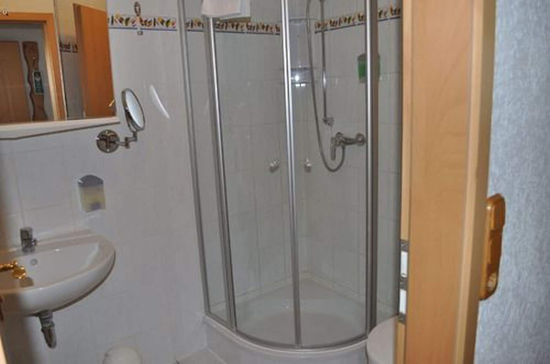 Bathroom 5, Bei Hölzchen, Region Hannover