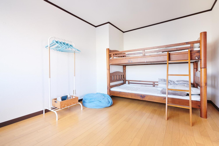 Bedroom 25