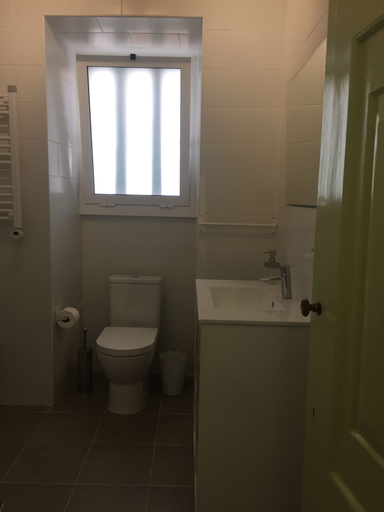 Bathroom 4, Alfama Tailor Made Green House With a View, Lisbon