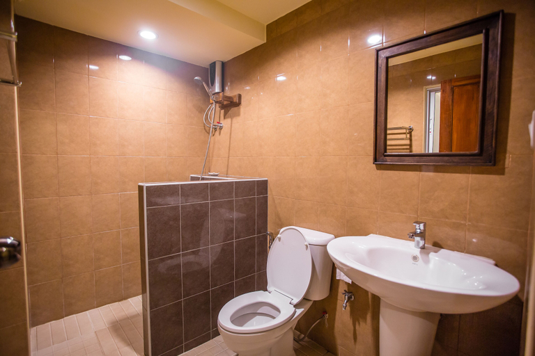 Bathroom 5, Prince Hotel Chiang Mai, Muang Chiang Mai
