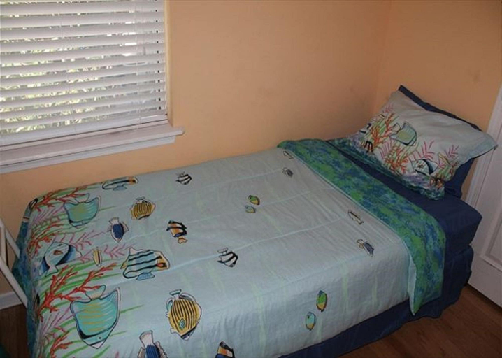 Bedroom 2, Pelican Way, Saint Johns