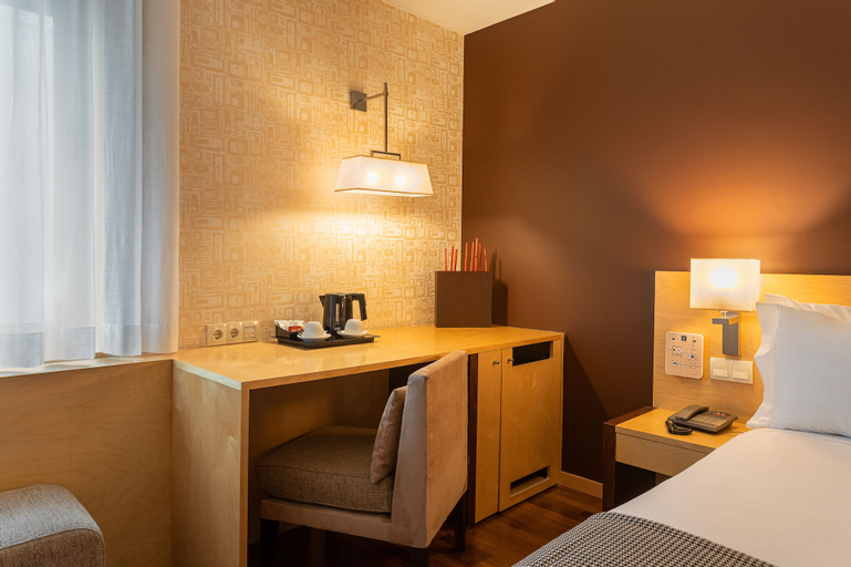 Bedroom 19