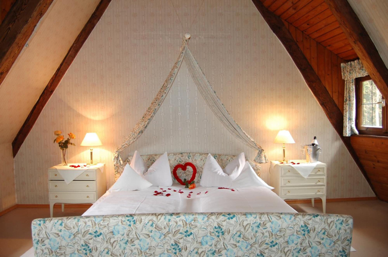 Bedroom 4, Schloss Egg, Deggendorf