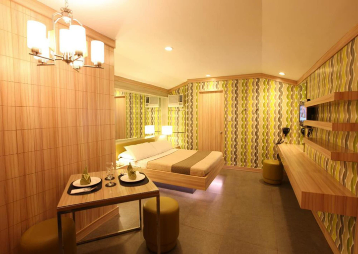 Sport & Beauty 4, Victoria Court Escarpment - Pasig, Pasig City