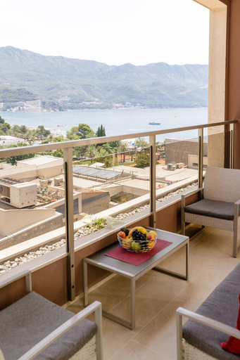 Others 4, Luxury Harmonia Apartments