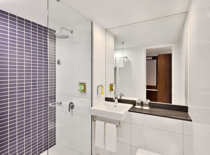 Bathroom 4, Fairfield by Marriott Pune Kharadi, Pune