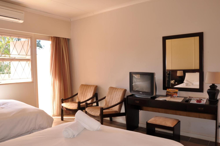 Bedroom 4, Happy Valley Hotel Ezulwini, Lobamba