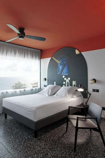 Bedroom 4, Dina Morgabine Saint Denis, Saint-Denis