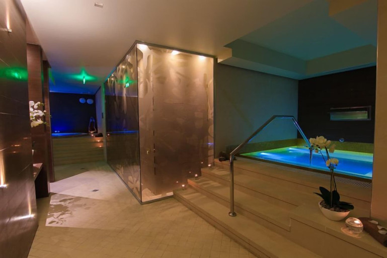 Sport & Beauty 3, Hotel Roman By Dumbrava Business Resort, Roman