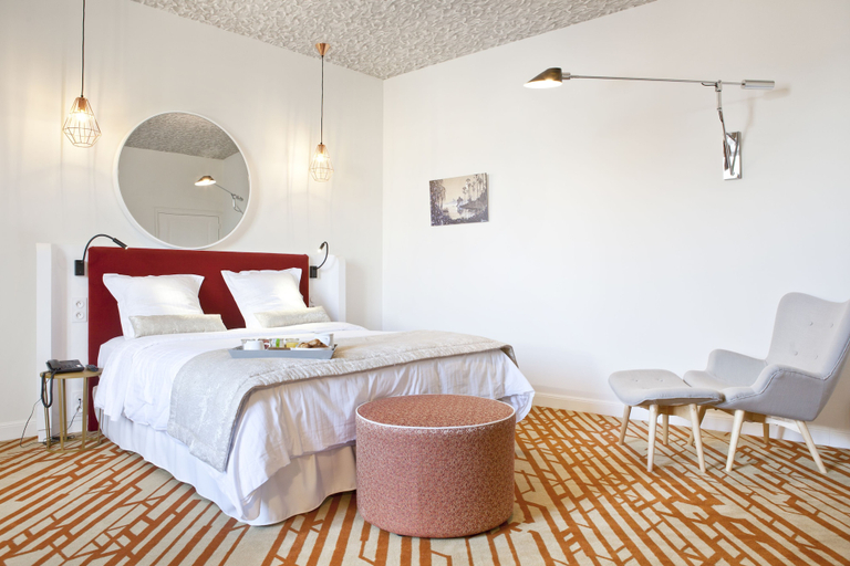 Bedroom 3, Hotel Angoulême Le Saint Gelais, Charente