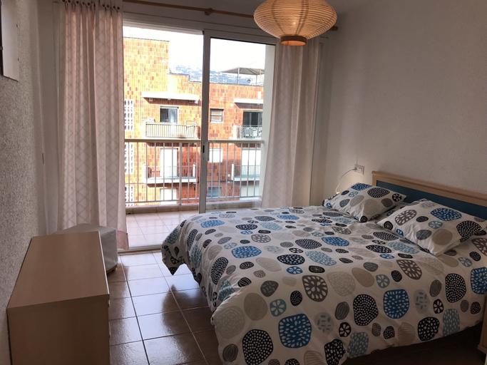 Bedroom 3, Apartamento Catalunya C-3, Girona