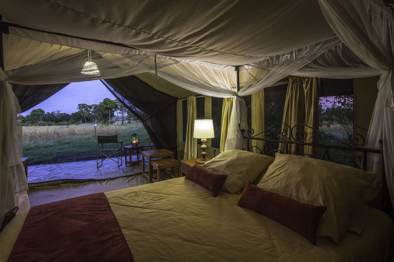 Bedroom 2, Serengeti River Camp, Serengeti