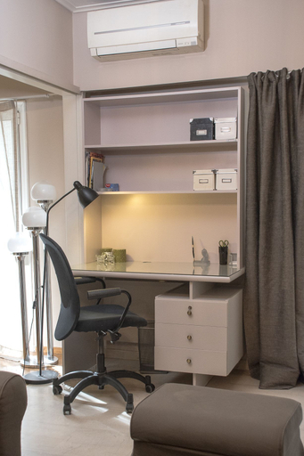 Others 4, Stunning Central Apartment, Attica