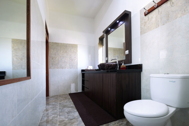 Bedroom 5, Villa Buah, Lombok