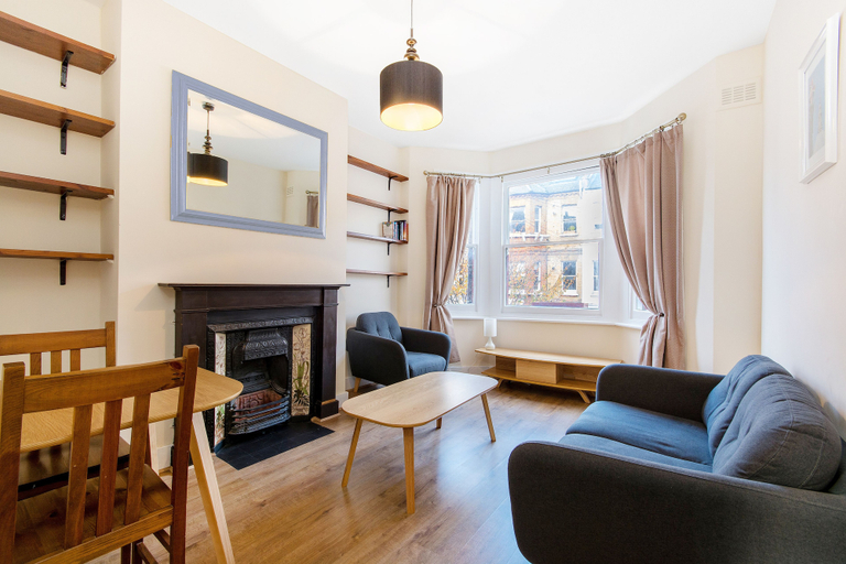 Others 5, Simon Apartment - London Launchpad, London