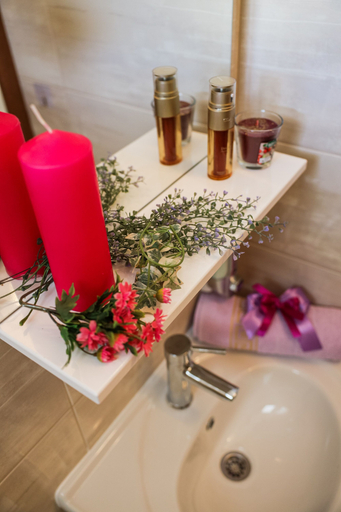 Bathroom 4, Luton Apartments, Zadar - Kozino, Heated Pool & Hot Tub, Zadar